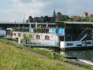 BoatBar