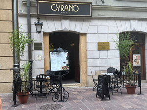 Cyrano wine bar