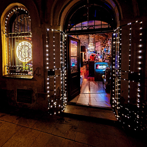 OLD FASHIONED Cafe & Bar
