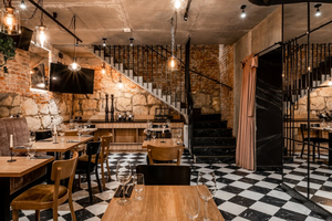 TA'AM Restaurant & Cocktail Bar