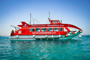 Lobos Island: Ferry + Mini Submarine Cruise + free time