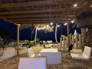 Alula Beach Bar