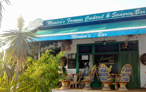 Mónica 's Bar