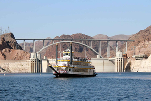 Hoover Dam: 90-Minute Midday Sightseeing Cruise