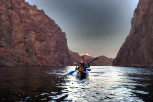Las Vegas: Twilight and Moonlight Paddle Experience