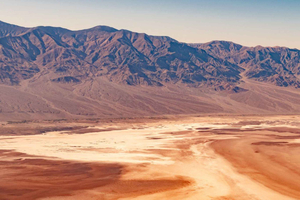 Los Angeles to Las Vegas One Way Tour via Death Valley