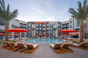 Otonomus Hotel