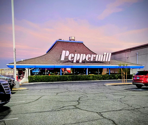 Peppermill Restaurant and Fireside Lounge