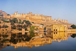 Klassinen Kultaisen kolmion kierros: Delhi, Agra ja Jaipur kolmessa päivässä