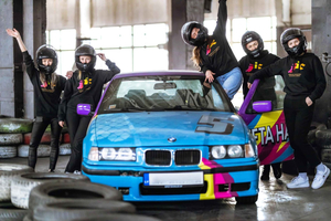 Drifta Halle Riga | BMW Drift Taxi binnen