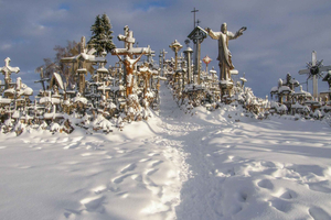 From Riga: Hill of Crosses & Jelgava Highlights