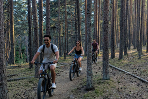 Riga: e-biketour naar de witte duin van Lielupe en de uitkijktoren