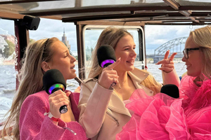 Riga: Privat karaokebåttur