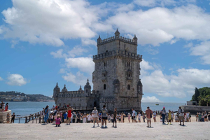 Lissabon: Belém Tuk Tuk Tour: Jerónimos, MAAT & uitzicht vanaf de toren