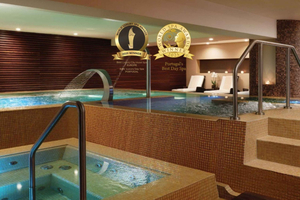 Masaje con firma Corinthia en el Spa