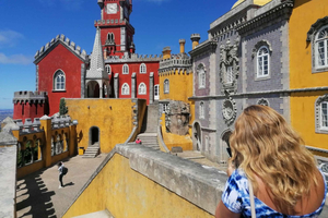 Pena, Regaleira & Atlantic Coast Tour with a Local