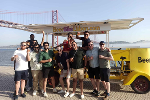 1-Hour Beer, Sangria or Wine Bike Sightseeing Tour