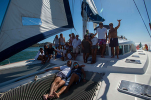Catamaran Cruise with Drinks & Pastel de Nata