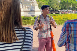 City Highlights Guided Walking Tour
