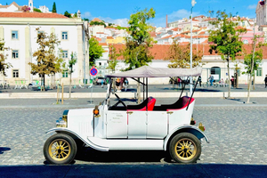 Lisbon in Style: Discover the City Aboard a Vintage TukTuk!