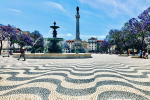 Old Town and Chiado Vintage Car Tour