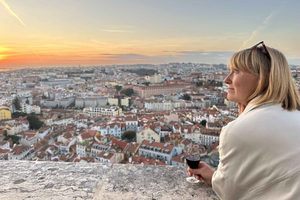 Passeio a pé por Lisboa: os 7 melhores miradouros com vinho