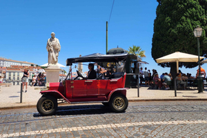 Visite nostalgique de Lisbonne en tuk-tuk : trésors cachés