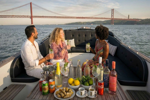 Pastel de Nata & Coffee Premium Boat Experience
