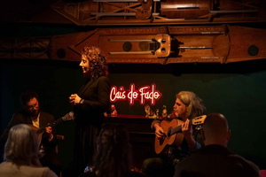 Porto: Original-Fado-Show am Flussufer