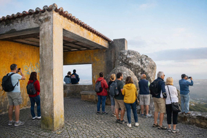Sintra: Peninha & Atlantic Horizon Guided Tour