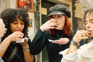 Lisboa: Excursão de Comida de Rua e Sobremesa com Degustações de Ginjinha
