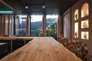 2Monkeys Restaurant