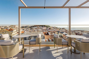 Beyond Rooftop Bar - Chiado