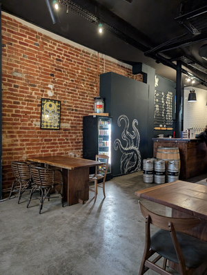 Dois Corvos Intendente Taproom