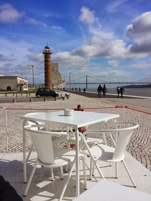 Restaurante À Margem
