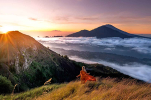 Bali - vandring Soluppgångsvandring på Mount Batur och varma källor