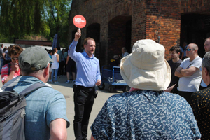 Depuis Cracovie : visite guidée d'Auschwitz-Birkenau et prise en charge à l'hôtel