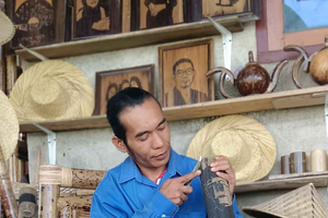 Lombok: Bamboo Craft Workshop with a Local Artisan