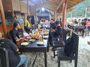 Hary Seafood