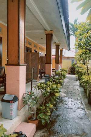 Koi Gili Guest House