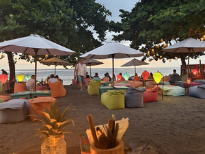 La Chill Bar & Restaurant - Senggigi, Lombok