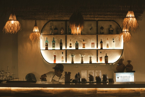 Luckys Bar