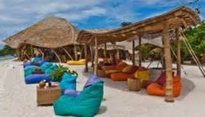 Pearl Beach Lounge