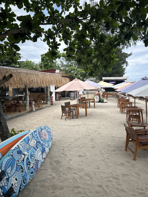Pelangi Bar & Restaurant