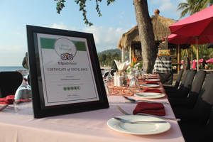 Puri Mas - Beachfront Restaurant