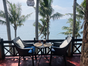 Sabores Sunset Restaurant & Bar