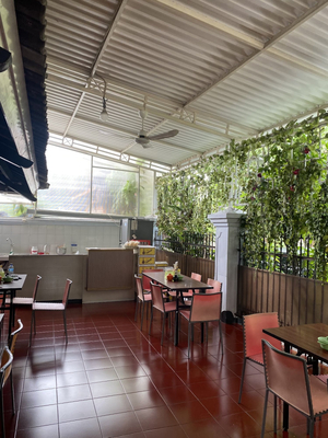 Sop Buntut Ibu Hong (ex. Istana Rasa)