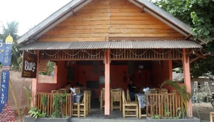 Warung Bule