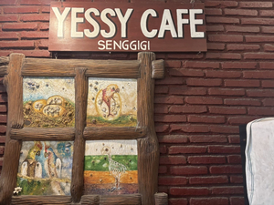 Yessy Cafe Senggigi