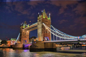Tour in het Spaans door de City of Londen en cruise op de Theems (optioneel)